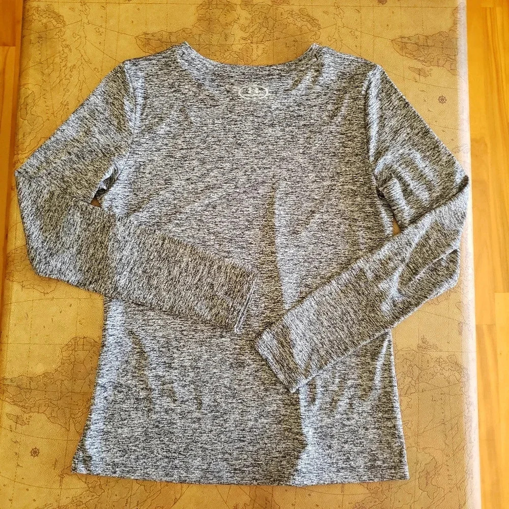 *UNDER ARMOUR, Size  M, Long sleeve, Black and Grey - Picture 7 of 8